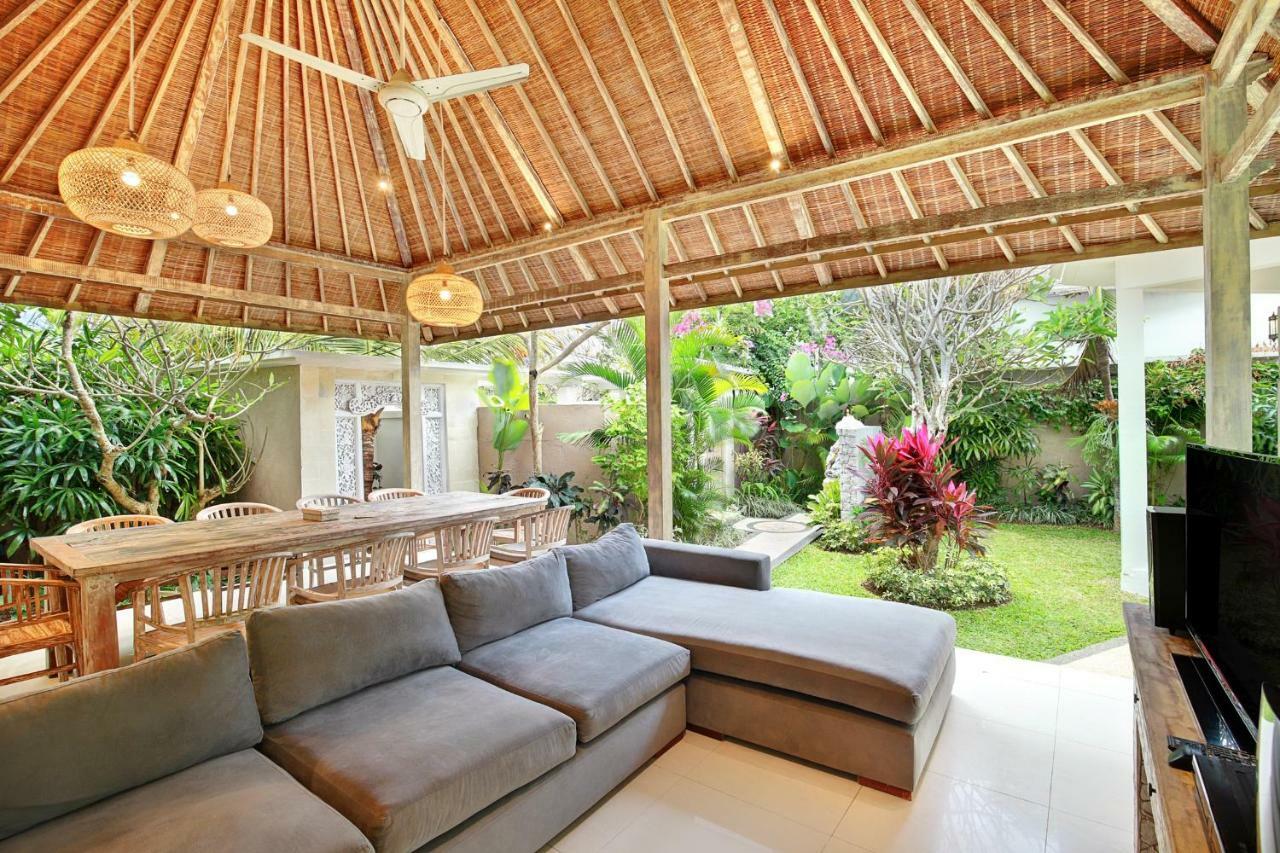 The Sari Balangan Villa จิมบาราน ภายนอก รูปภาพ